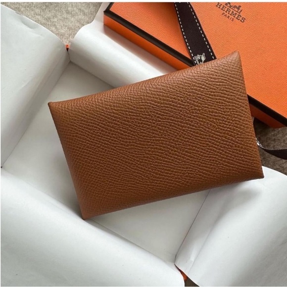 BNIB Hermes Calvi gold cardholder wallet - Picture 2 of 2